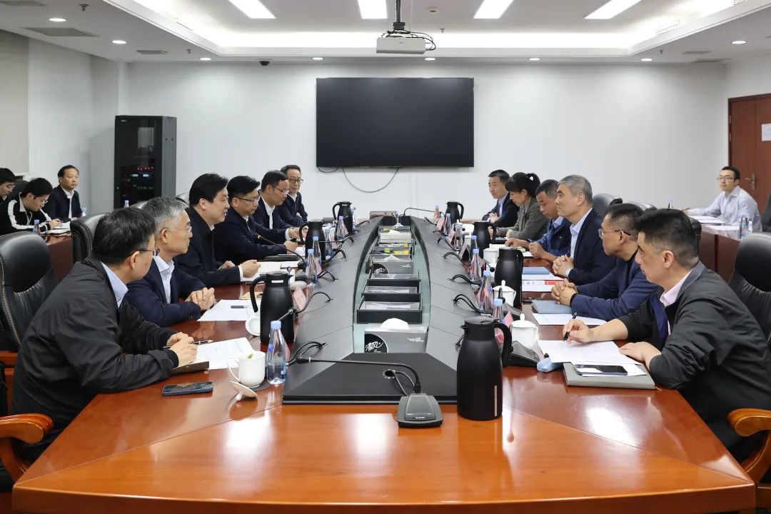 赵建军带队赴沪拜访铁路上海局和民航华东局及企业高管