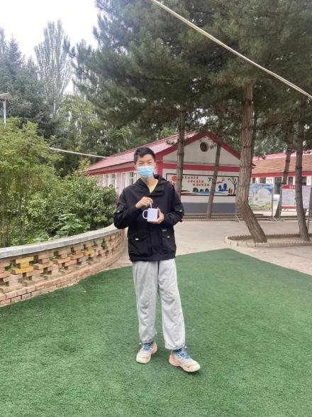 爱心助力"点亮西部梦想" | 当山与海相逢,我们是彼