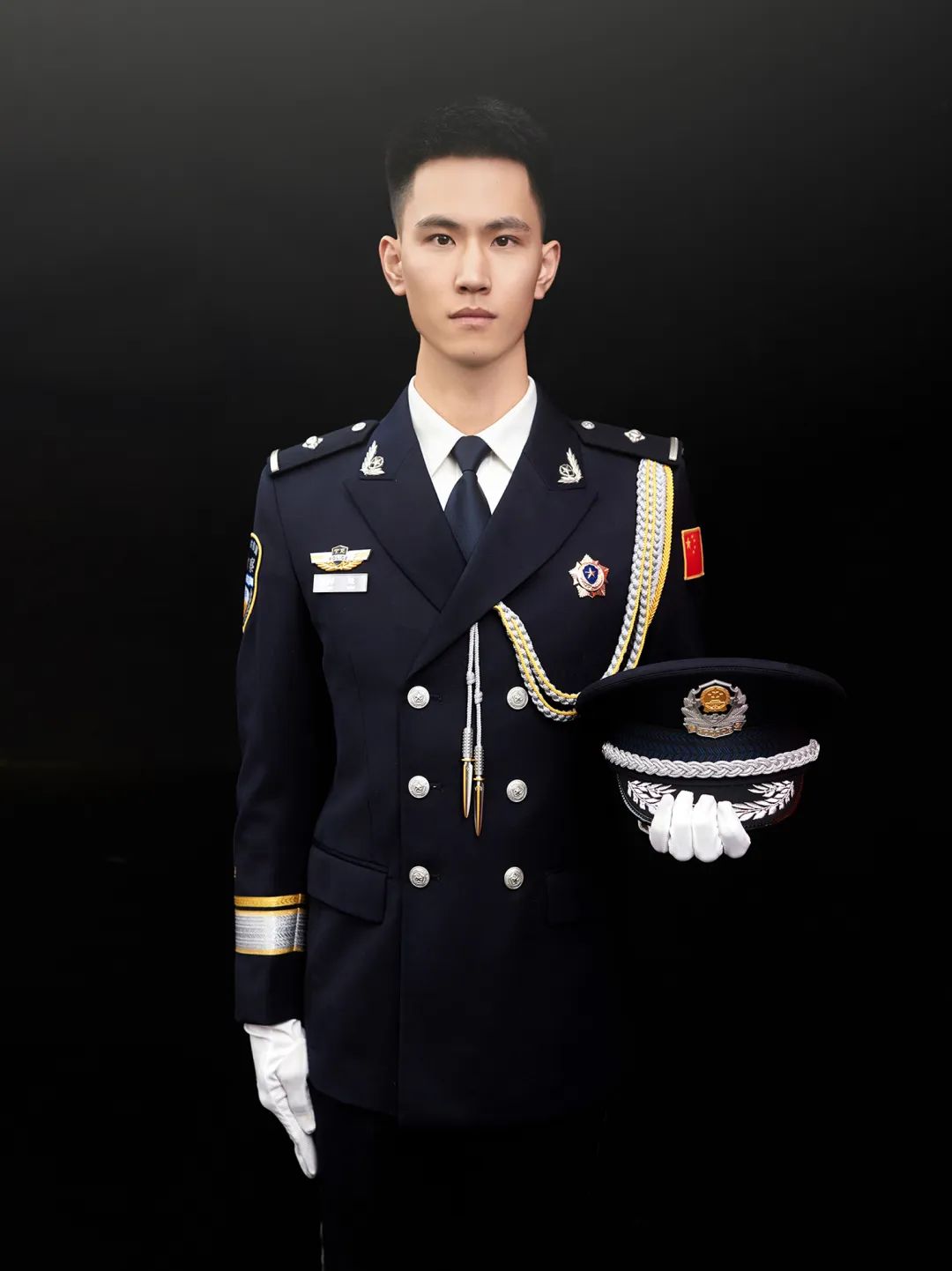 公安警察衣服图片