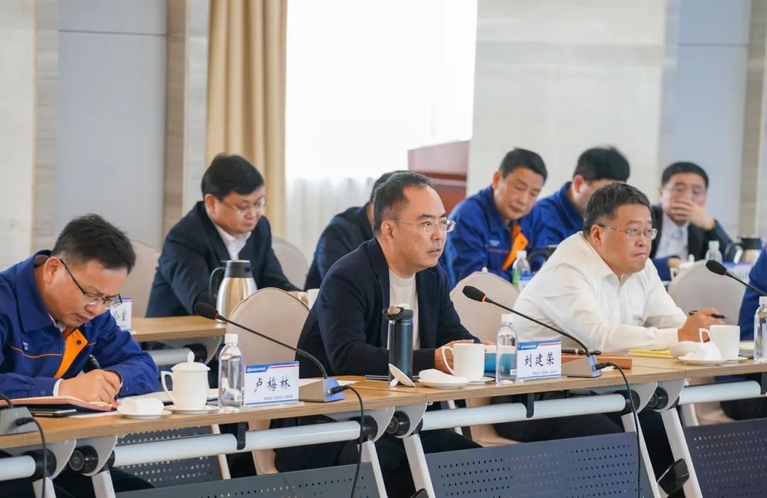 郑光泉主持召开新余市与新钢集团融合发展工作推进第