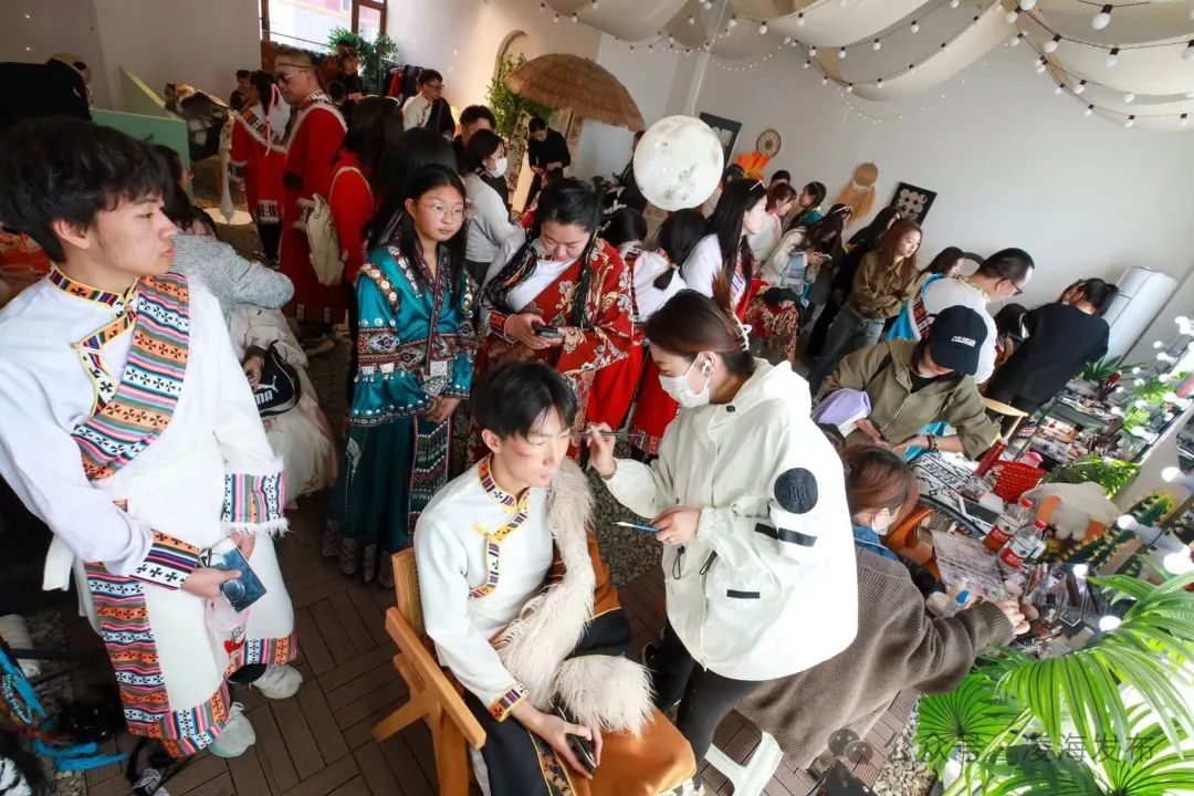 清明假期首日辽西九华山风景区游客量超过156万人次