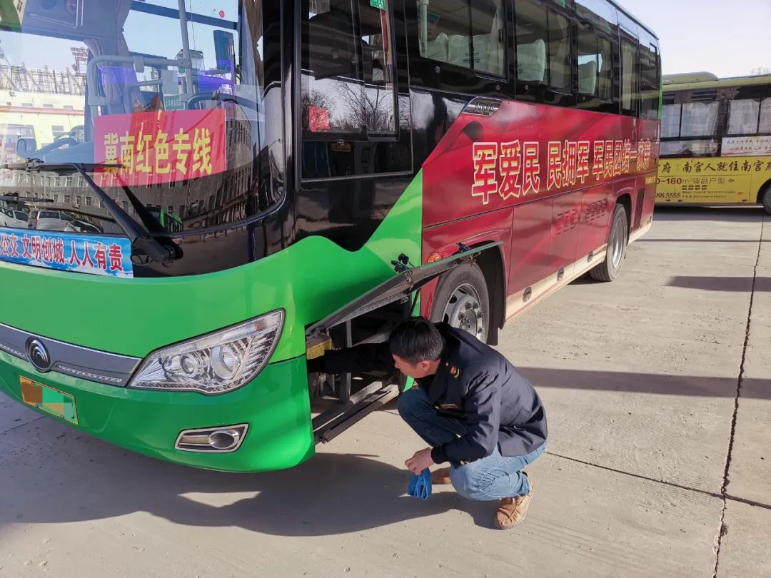 交通寻美争做全省最美公交车司机来看邢台赵峰的故事