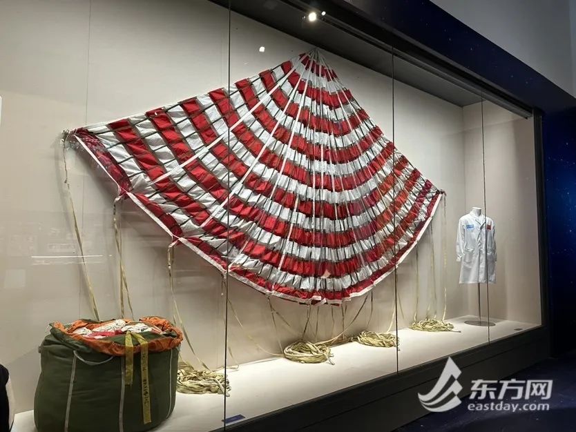 王希季院士专题展览在上海交大开幕 多件珍贵档案实物首次展出