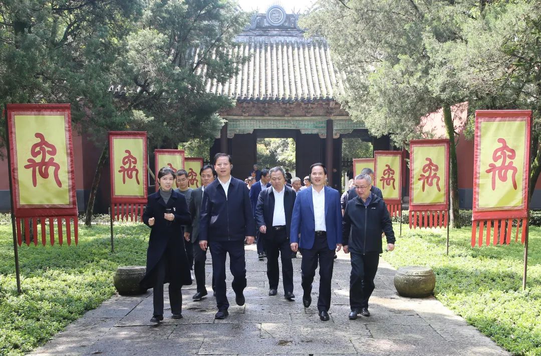 市委书记温暖,市领导丁如兴,马国灿陪同,蚌埠市领导马军,倪建胜,马天