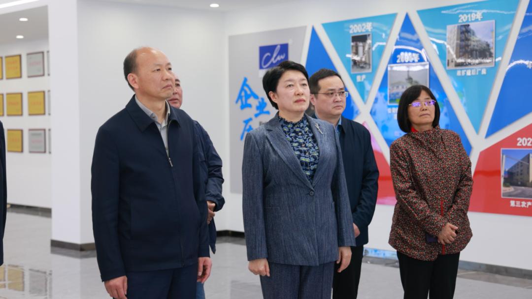 市人大常委会副主任李莉荣带队调研法院关于民营经济发展司法保障工作