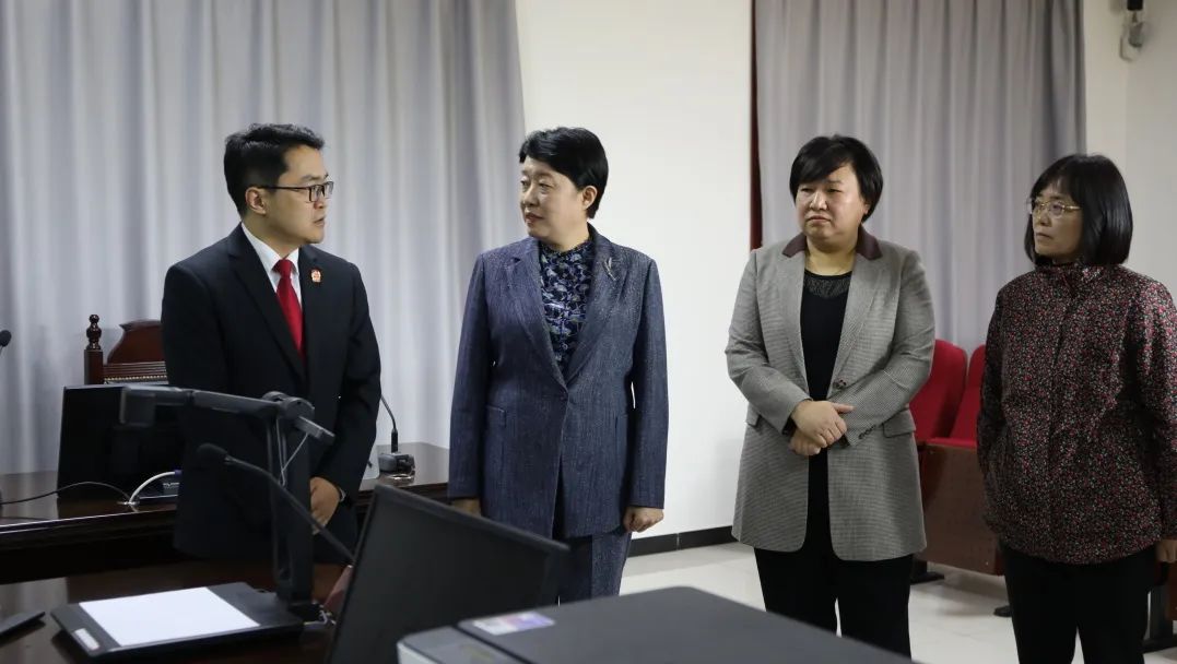 市人大常委会副主任李莉荣带队调研法院关于民营经济发