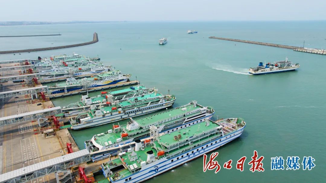 1%琼州海峡投入49艘船舶今年清明假期首日(4月4日)据介绍秩序管理方面