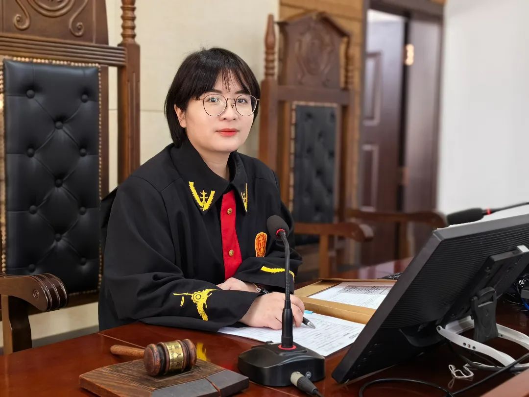 我说,大屯法庭的工作得到了当事人的认可,尤其是你的温柔,专业和智慧