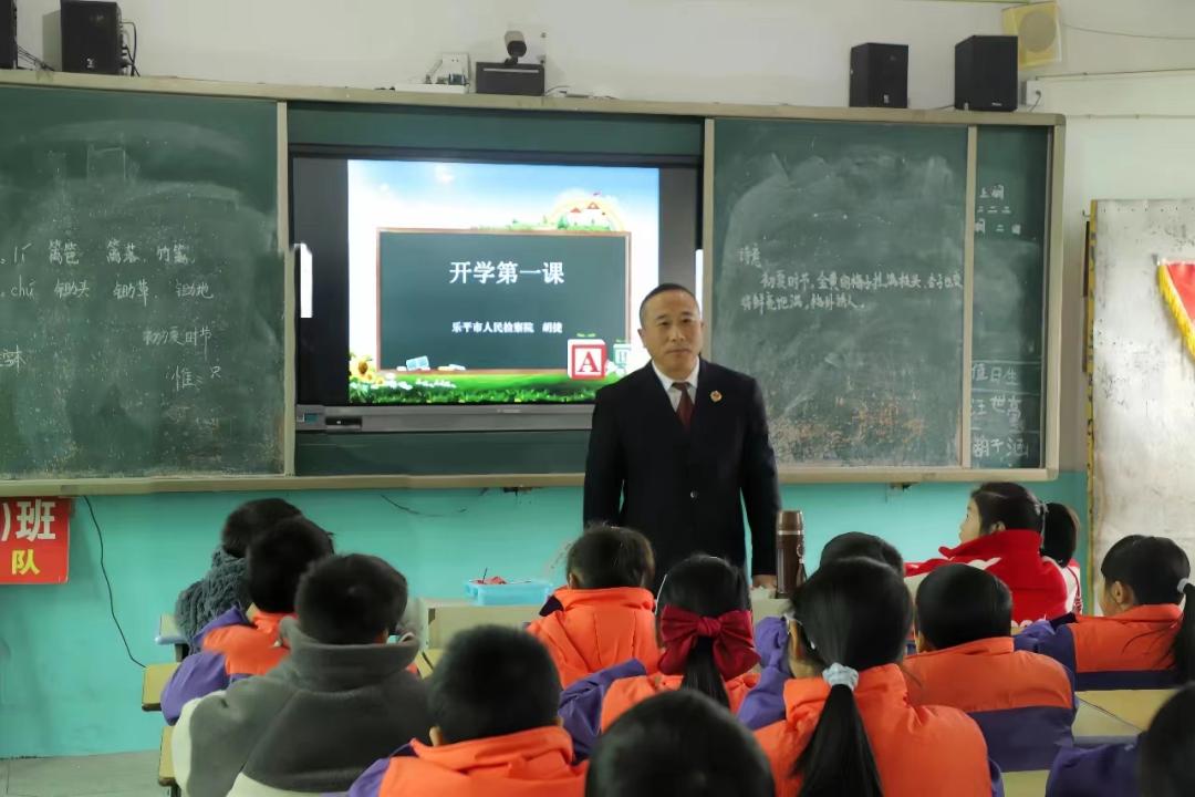 示范创建 | 检校携手防欺凌,景德镇市检察机关法治副校长在行动_澎湃