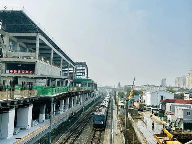 多条轨交直达,火车 地铁 公交无缝衔接,铁路莘庄站建设有新进展_澎湃