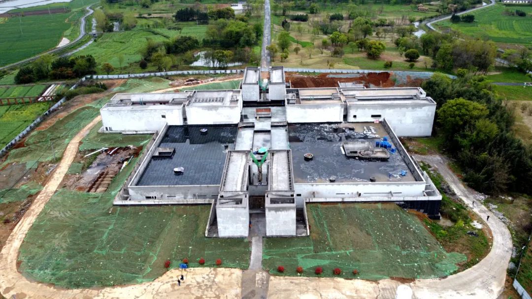 凌家滩遗址博物馆位于含山县凌家滩遗址北侧,项目占地面积约36亩,总