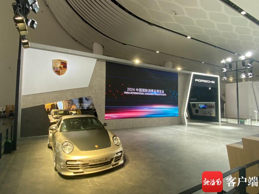 带来包括911, panamera等在内的主要车型,此外奥迪,宾利,大众,杜卡迪