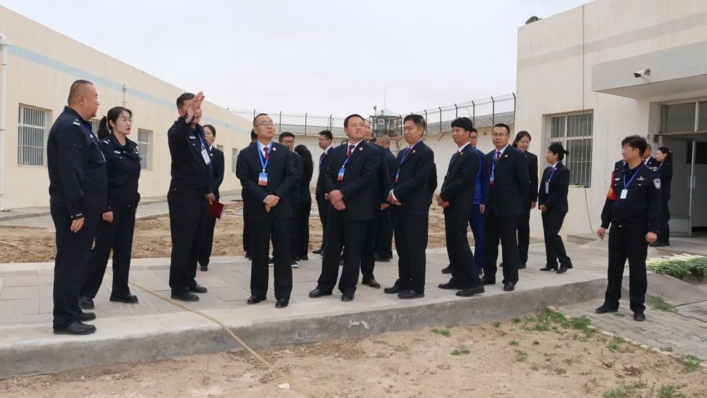 规范内蒙古自治区第七巡回检察组对阿左旗看守所开展交叉巡回检查工作