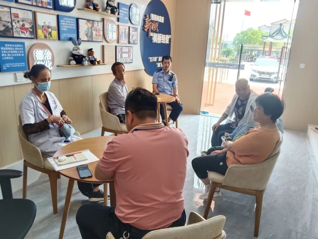 榜样力量奉贤区柘林镇织密三张网推动现代公共法律服务体系建设