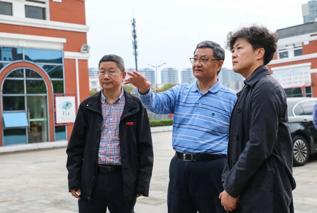 【工作动态】刘鸿生后人张立宪来舟走访