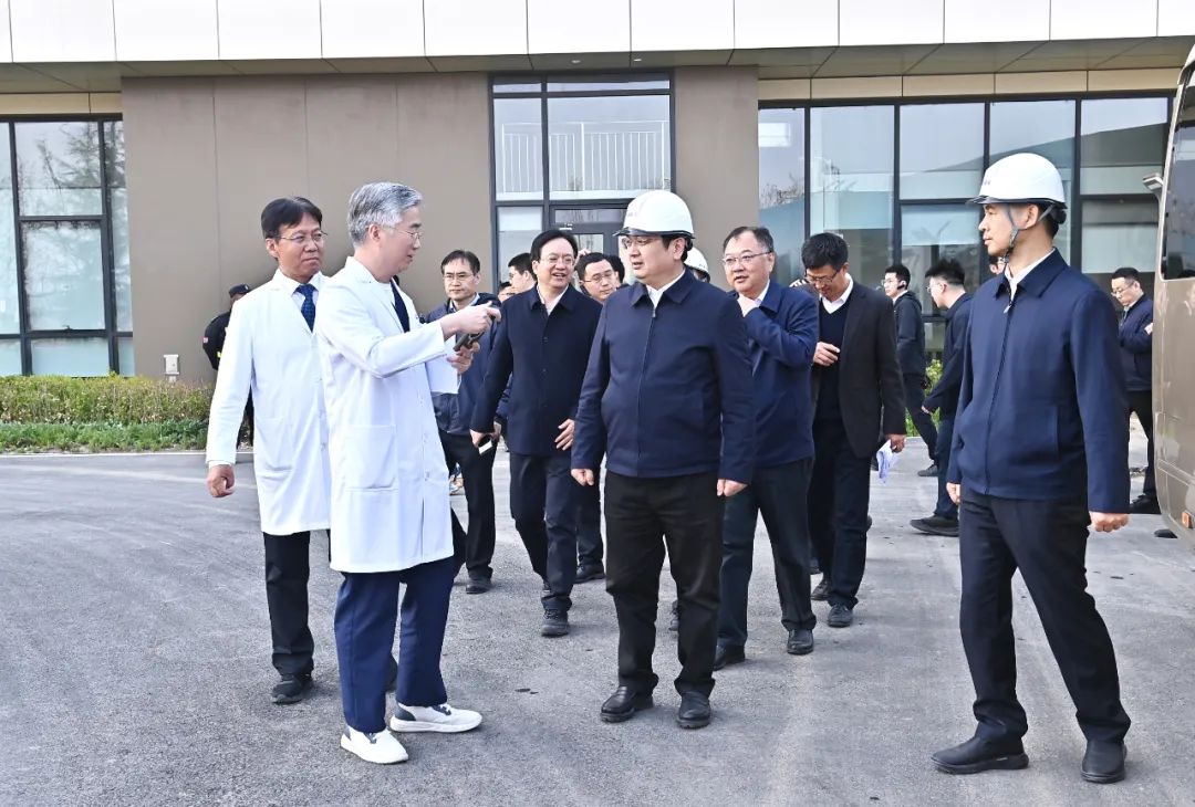 摄新区和雄安集团领导田金昌,路立营,赵丰东,于国义,边建国,王纪平