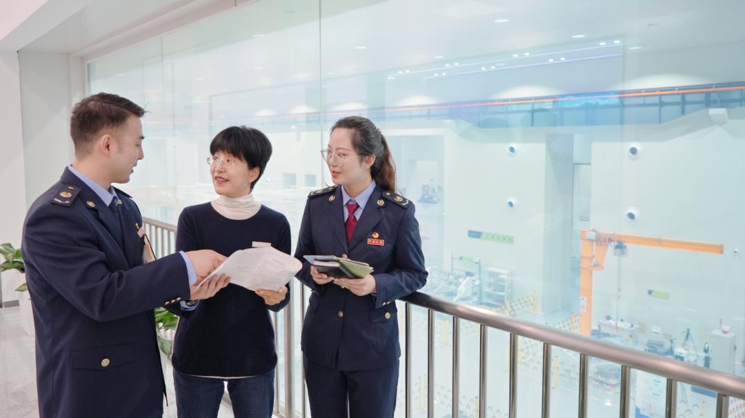据了解,此次活动是上海市税务部门联合上海市科技创新中心,为园区孵化