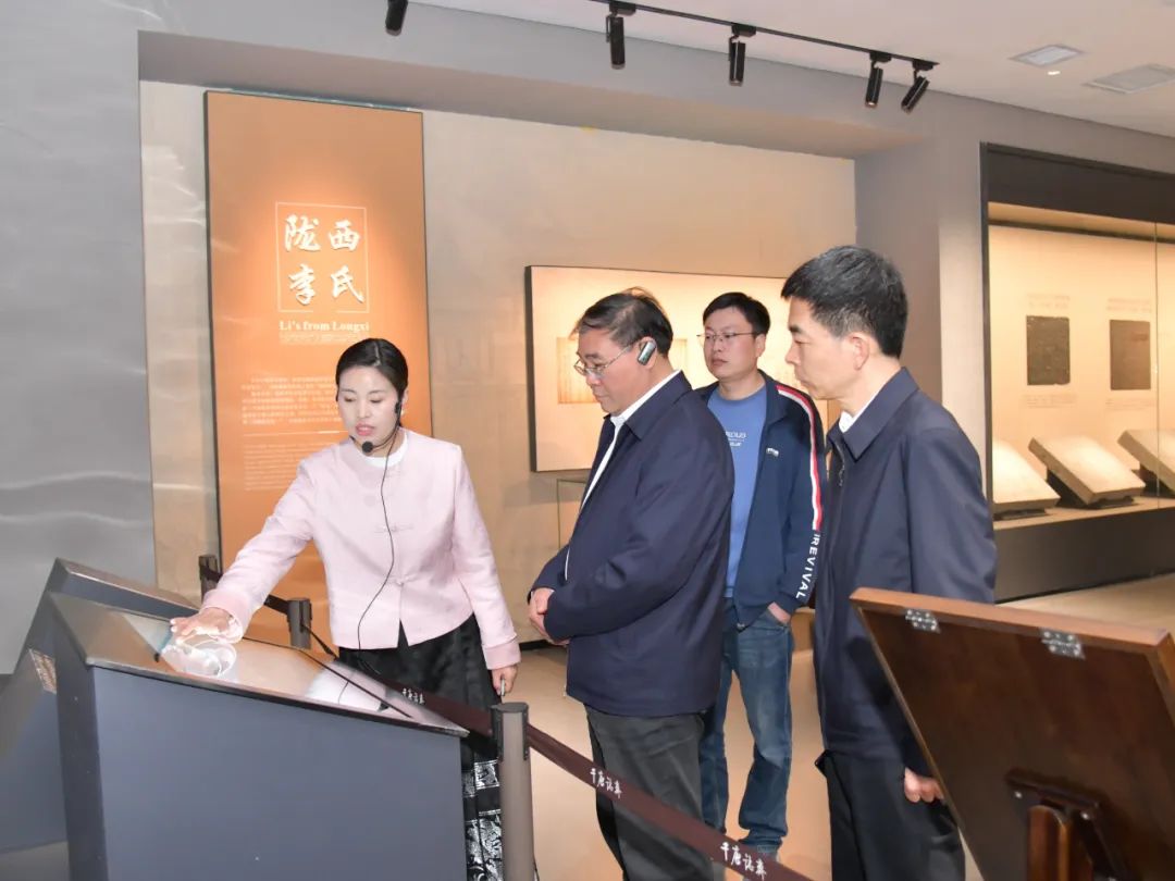 杨骁到新安调研乡村振兴工作