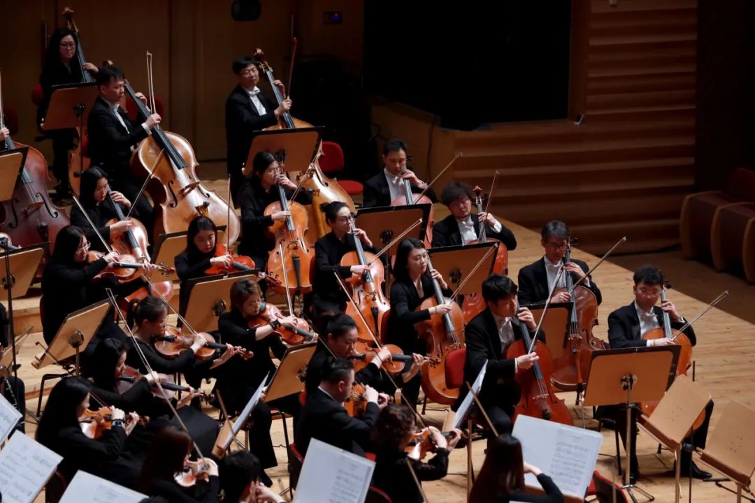 乘着音乐的翅膀神游祖国大好河山中国音画交响音乐会圆梦上海之春