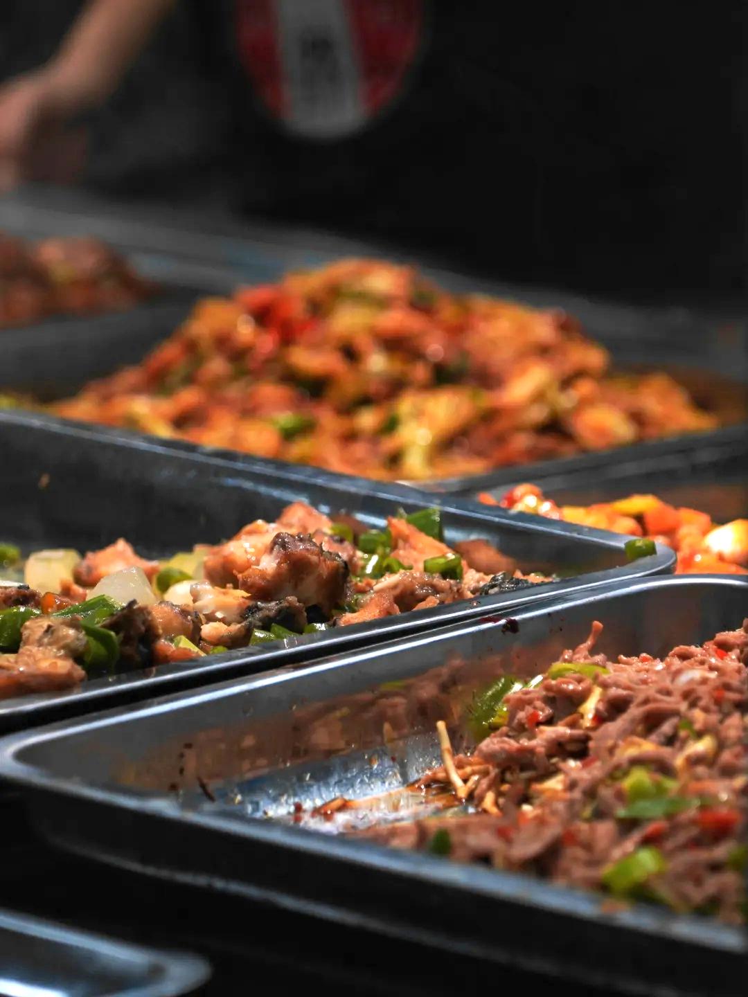 叫醒学生的不是闹钟而是食堂的早餐~兴义民族师范学院天下美好何其多