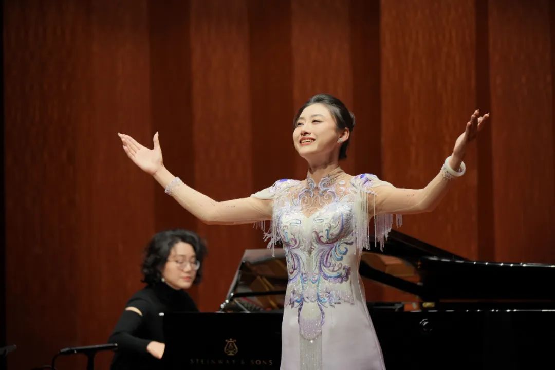 二胡独奏《第六二胡狂想曲》 演奏:祝云琦 钢琴伴奏:李渊清男中音独唱