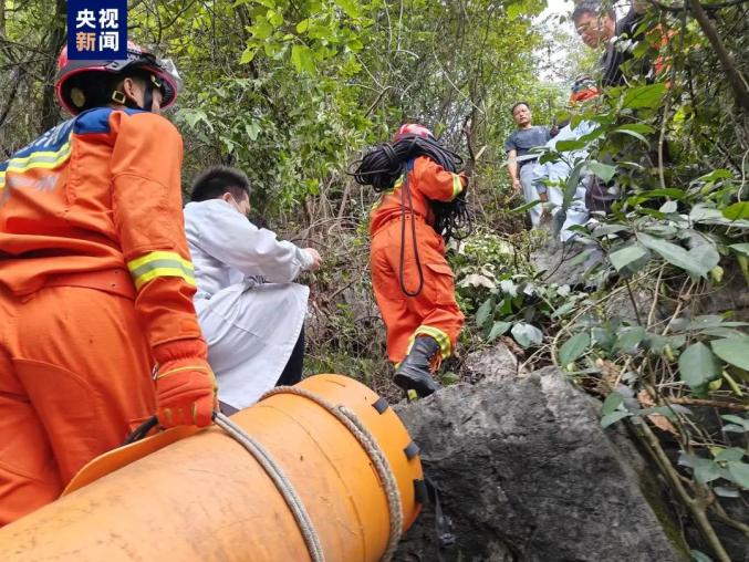 广西发生滚石伤人事件,1名9岁儿童遇难