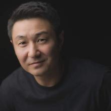 单人剧《低音大提琴》首演 | 今晚他不用再扮演那个""