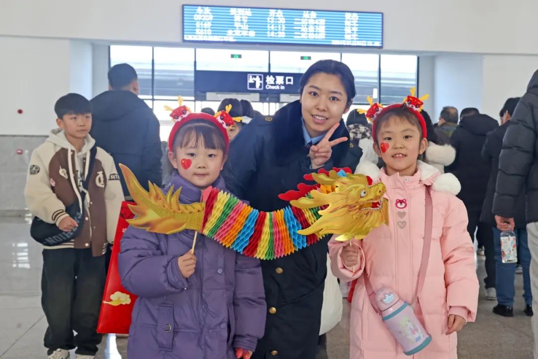 06汉中车务段徐甜爱好烹饪,手工工作日记:2024年2月6日,d1913次列车从