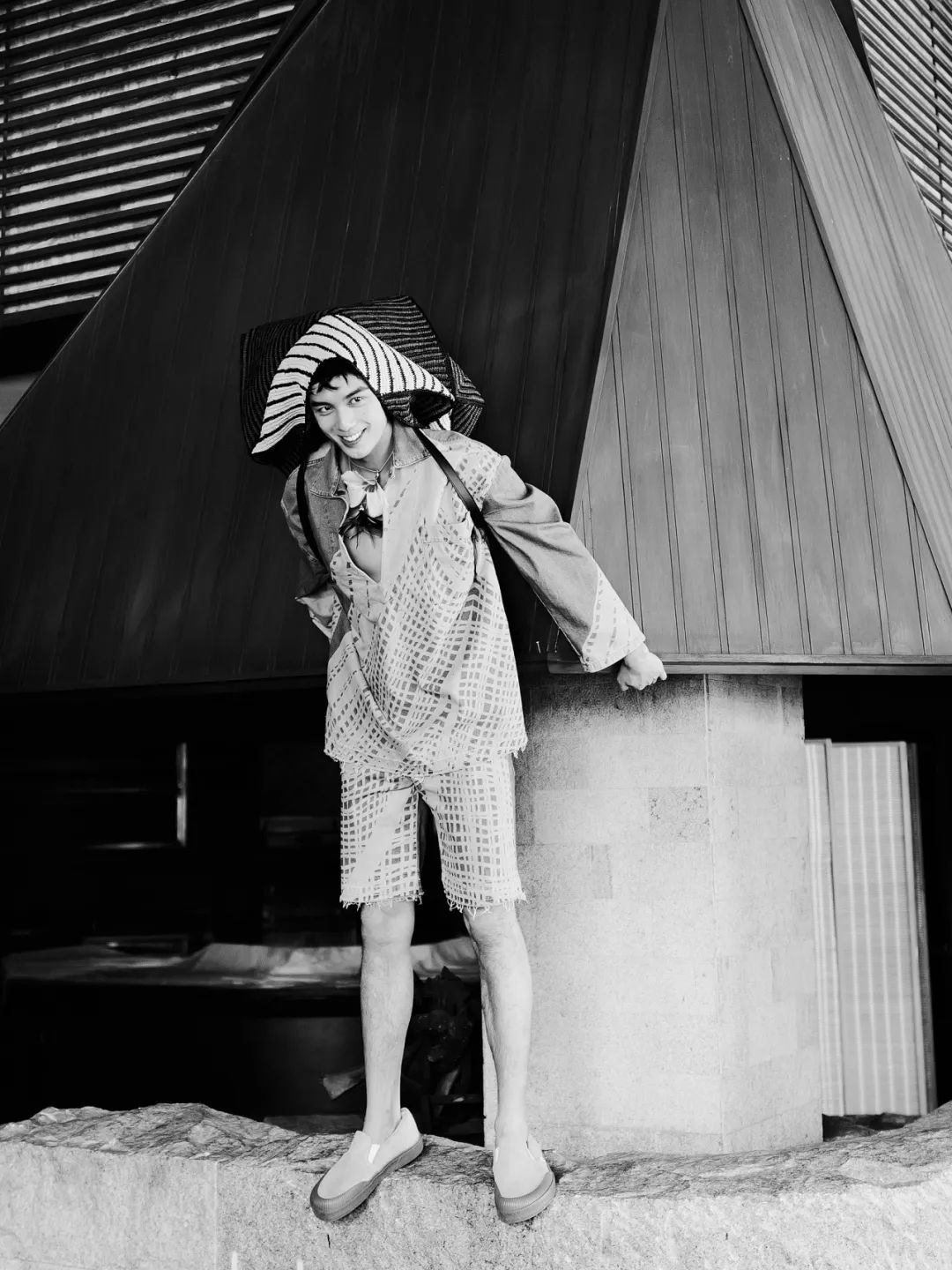 很少有人会怀疑吴磊的自律与努力.他可能是最会骑马的年轻演员.