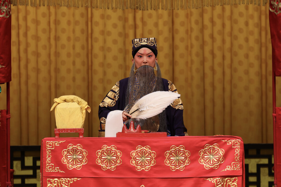 《失街亭》也岳峙渊渟三军营帐得败报,稳心神空城一曲,凤凰悲鸣踽踽