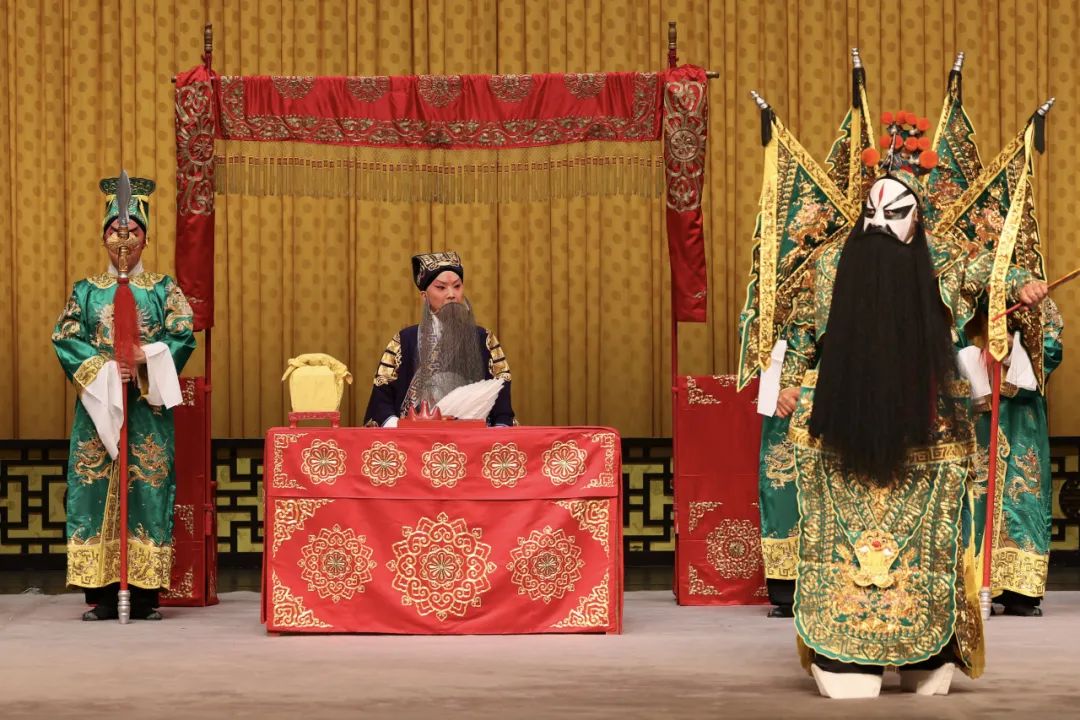 《失街亭》也岳峙渊渟三军营帐得败报,稳心神空城一曲,凤凰悲鸣踽踽