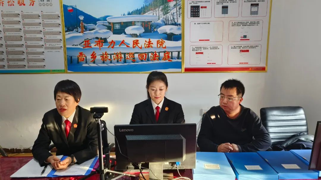 看着大家搓着冻僵的手,呼出阵阵哈气,睫毛和眉毛上结满了霜,宋世敏接