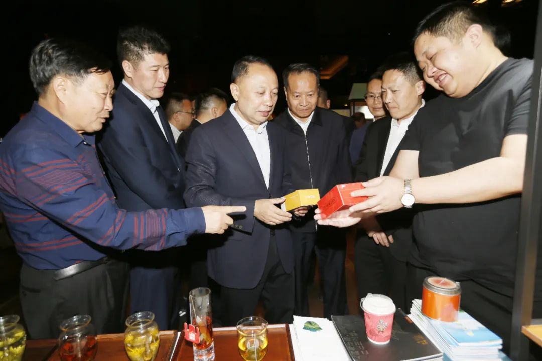 游大美蜀道品广元好茶兰州推介会举行