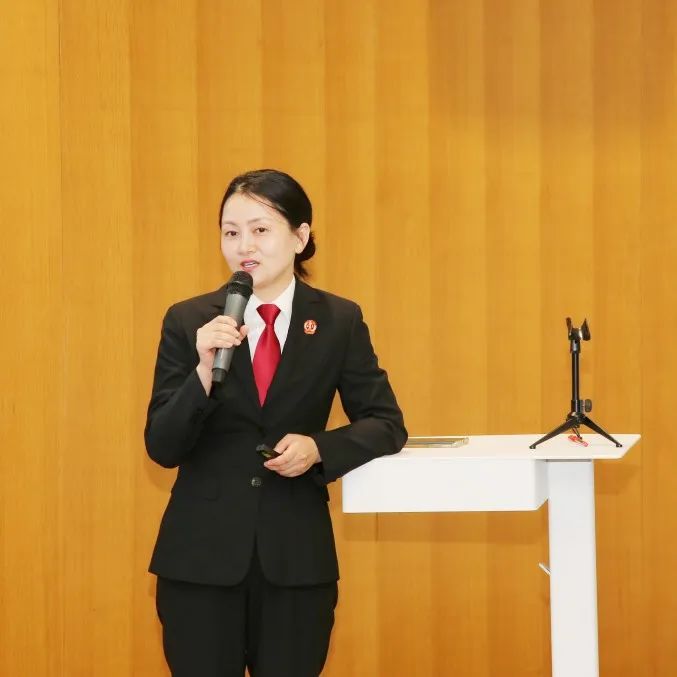 process授课过程4月12日,苏州工业园区人民法院员额法官邵婷婷应邀