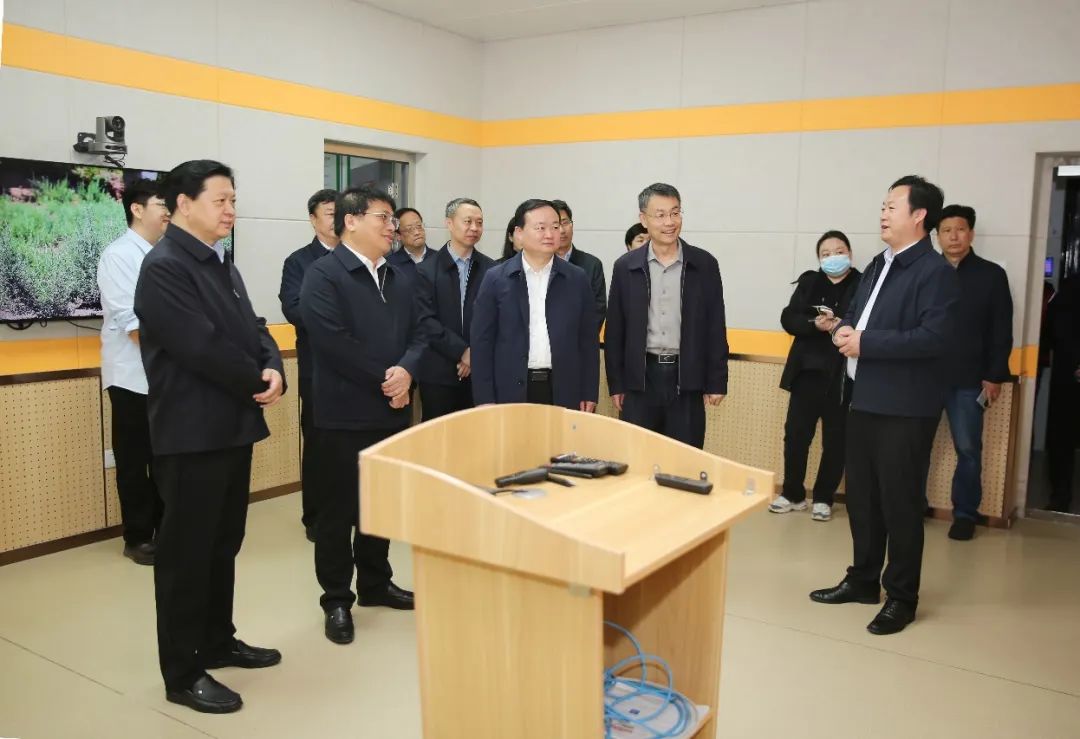 省科协党组书记王新会一行到许昌学院调研