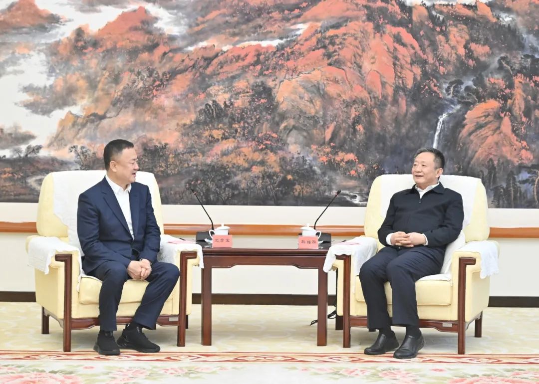 自治区政府与宝丰集团签署战略合作协议 孙绍骋王莉霞会见党彦宝