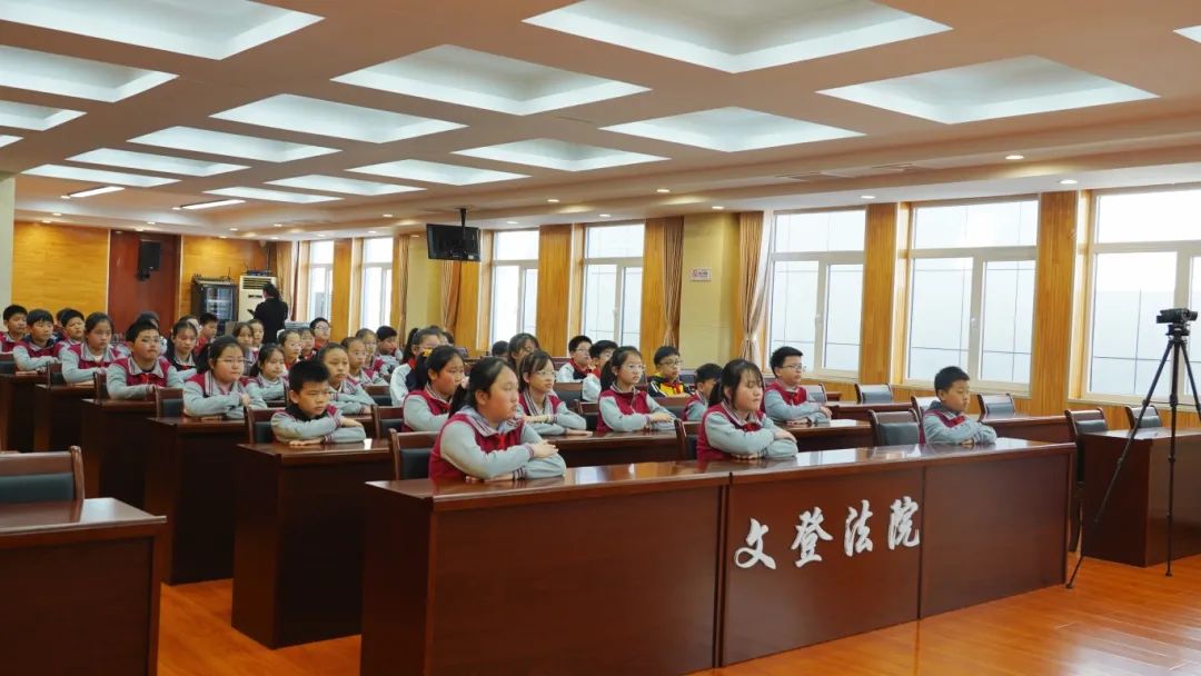 法润禾青丨文登法院开展保护妇女儿童权益专题开放日活动