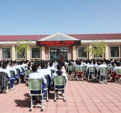 在活动中,牟平法院少年法庭负责人吕圆圆围绕《中华人民共和国民法典