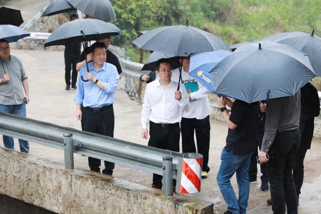 徐礼辉检查防汛工作:落细落实防汛措施全力筑牢安全防线_澎湃号·政务