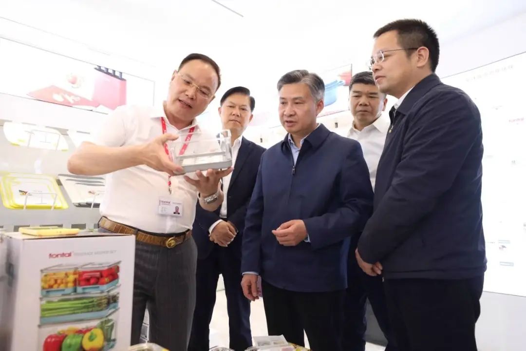 沈铭权在黄岩调研大规模设备更新和消费品以旧换新工作_澎湃号·政务