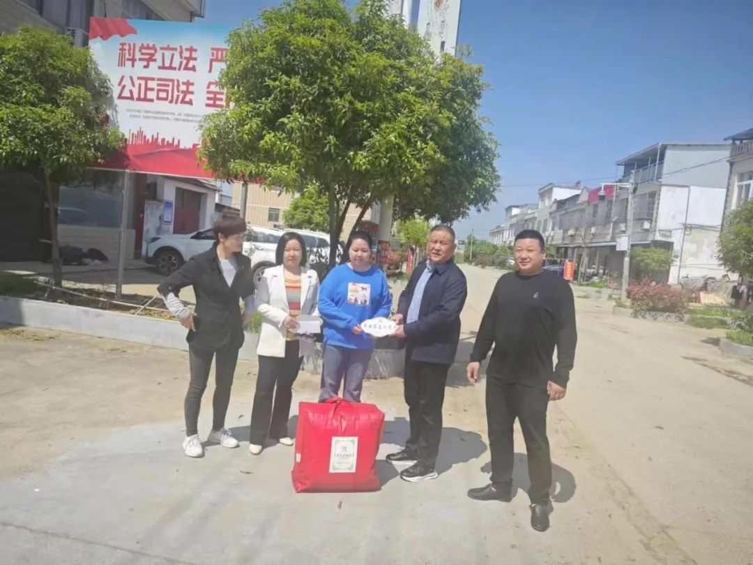 桐城市新渡镇开展"平安家庭"授牌活动_澎湃号·政务_澎湃新闻-the