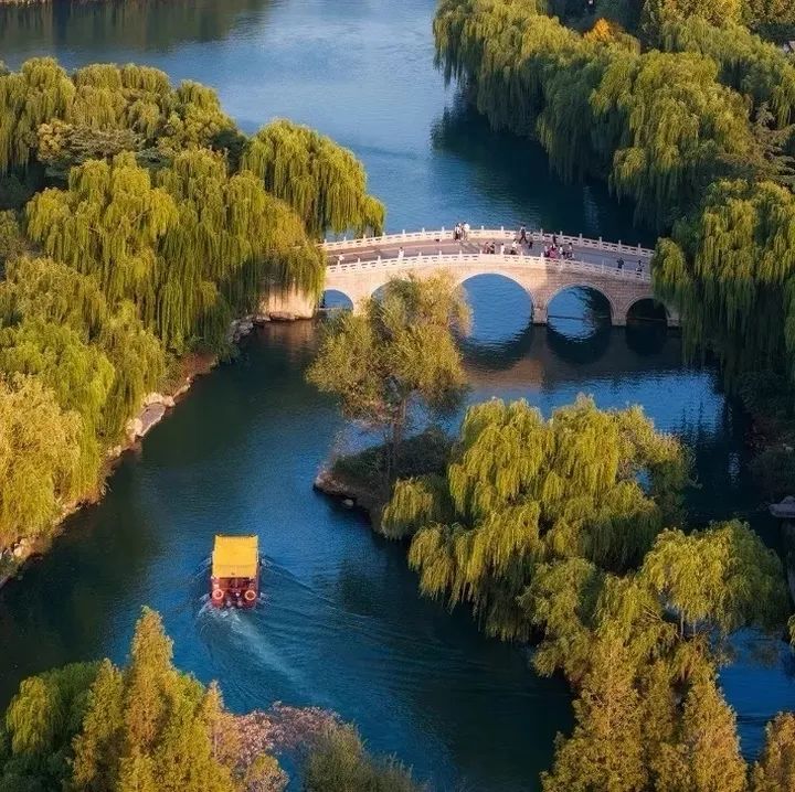 热门目的地之一,天下第一泉风景区跻身"2024年春节国内知名景区热度