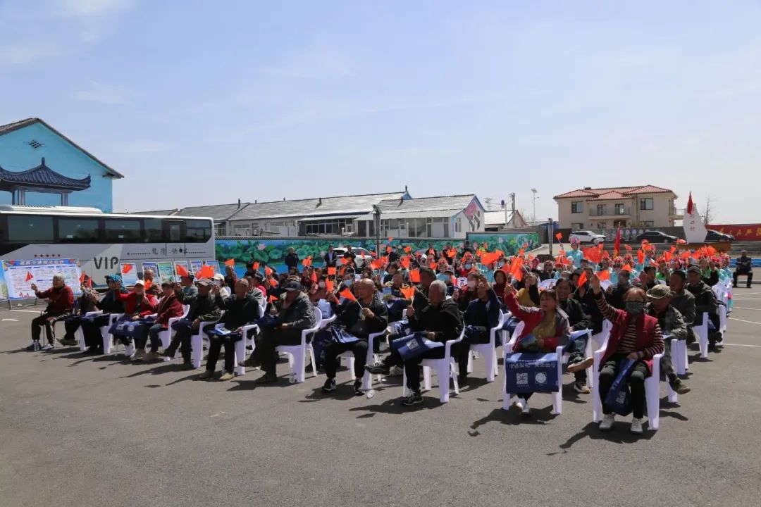 话说交通安全",吉林省"美丽乡村行"交通安全巡回宣讲活动走进辉南县郭