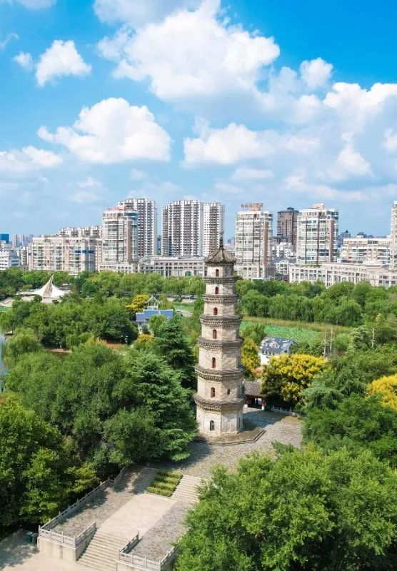 in fuyang-----travel阜阳交通便捷,四通八达机场,火车,高铁,高速公交