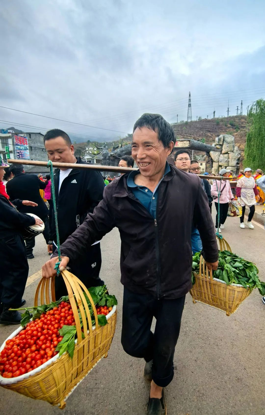 鲁甸第十六届樱桃文化旅游节盛大开幕