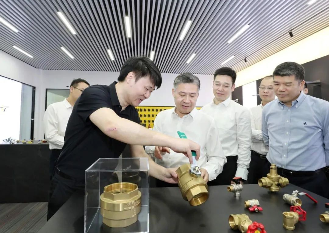 沈铭权赴玉环调研:加快发展新质生产力 为高质量发展厚植新动能