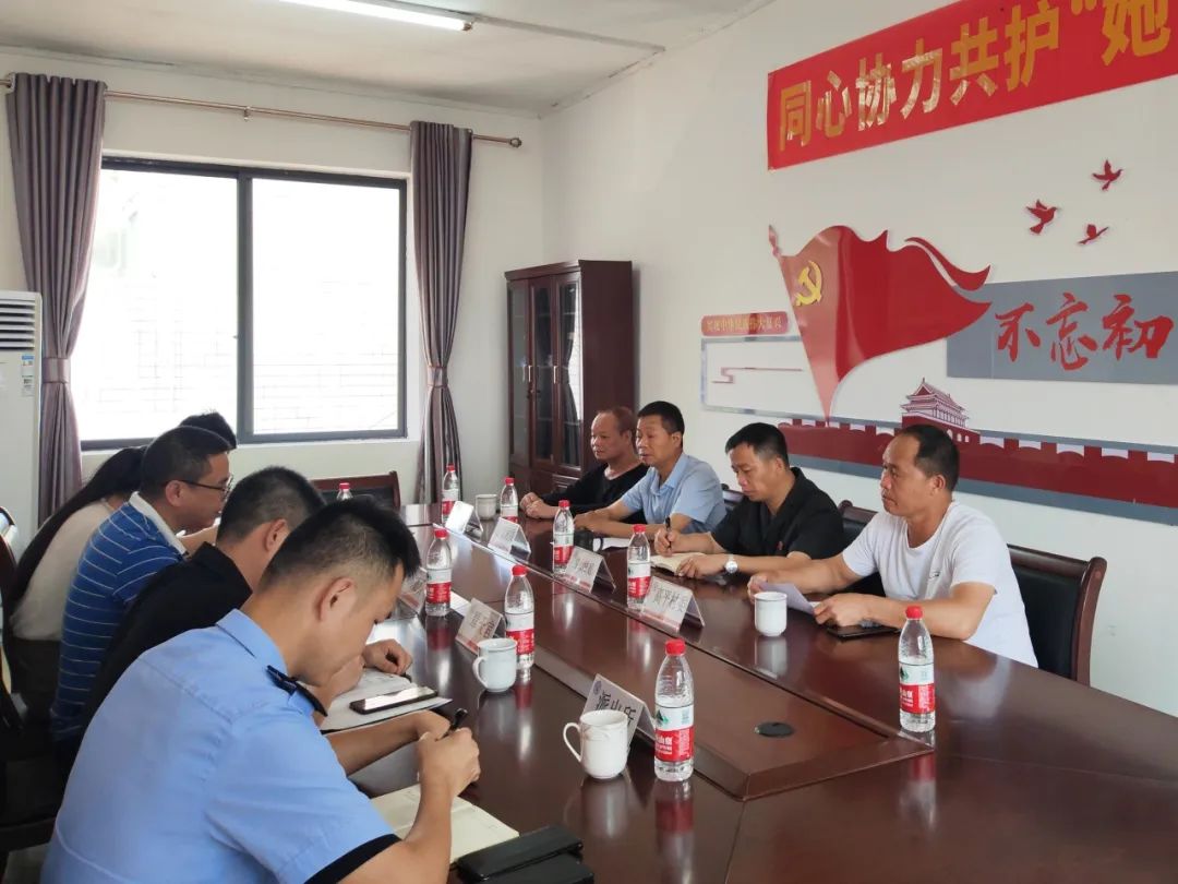 柳江法院开展"情系巾帼·法护幸福"公众开放日活动