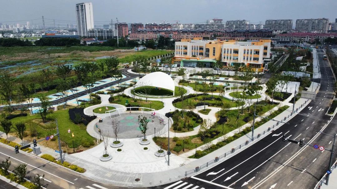 rec恒春路街头游园锡山区05公园常态开展自然科普,生命教育,家教指导