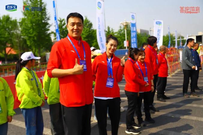 "篮球亚洲冠军闫宇峰表示,冠军挂牌的仪式成为保马独有的特色,能够