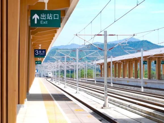 这座高铁站即将亮相!